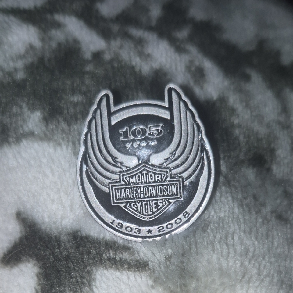 Harley-Davidson Silver 105th Anniversary Emblem